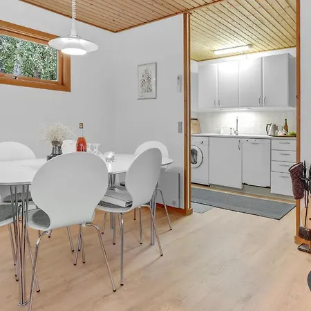 Gorgeous In With Kitchen